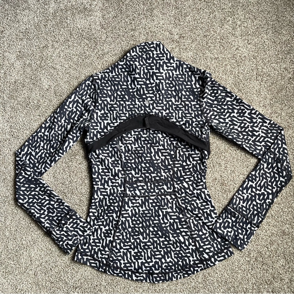 Lululemon Define Jacket Sz 4 In Net Pop White Bla… - image 7
